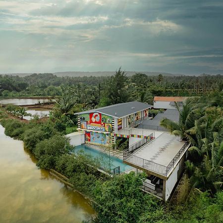 Downtown Arambol - The River Side Hostel Ngoại thất bức ảnh