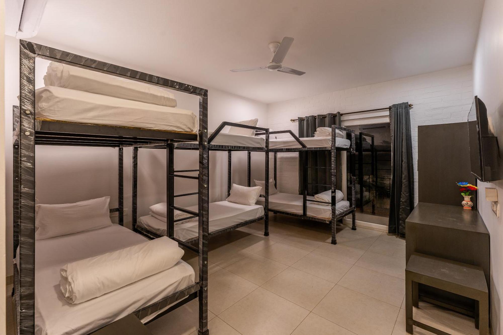 Downtown Arambol - The River Side Hostel Ngoại thất bức ảnh
